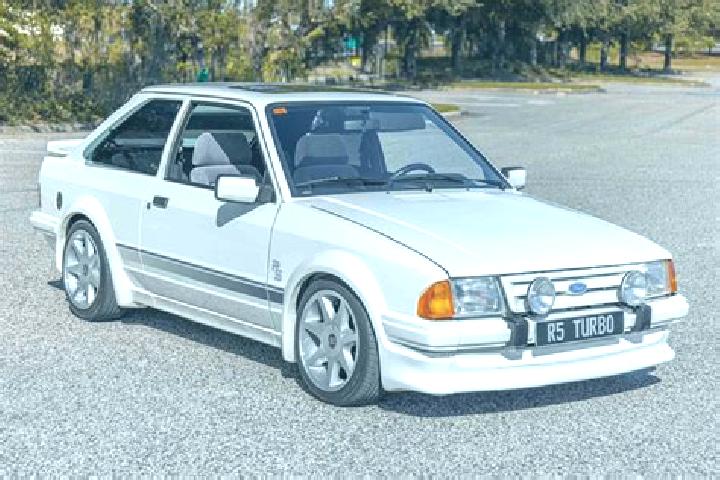escort Cycow