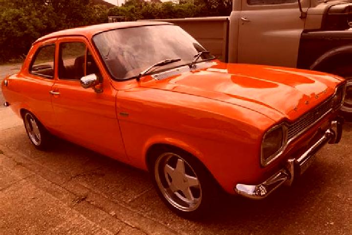 escort Cygnet
