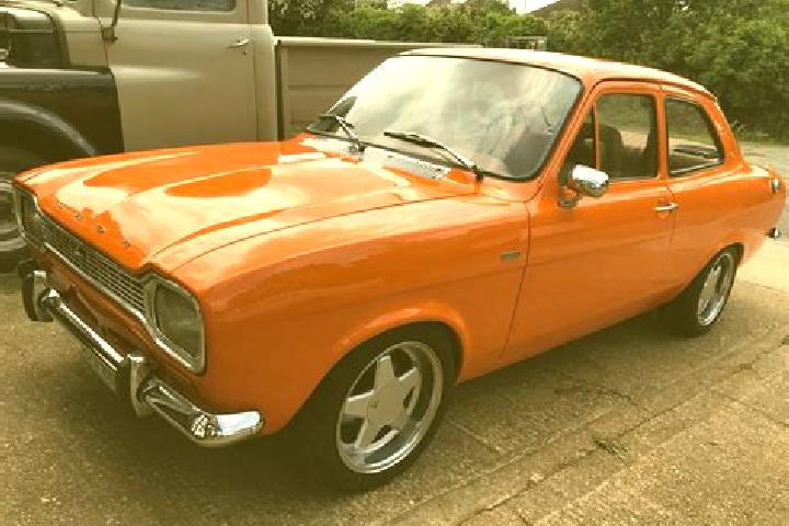 escort Dalmuir
