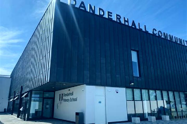 escort Danderhall