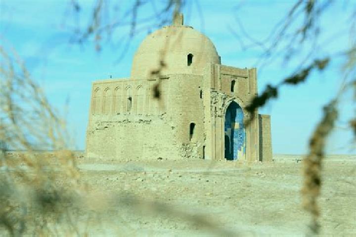 escort Dayr Abu Sa id