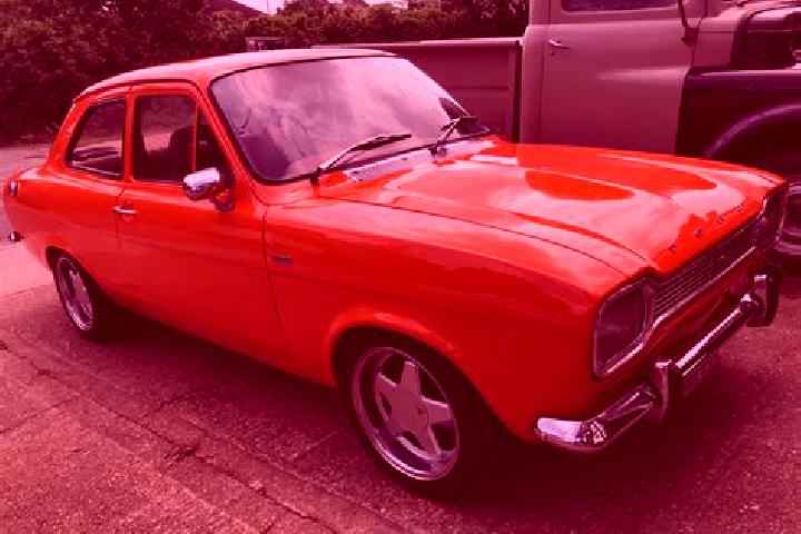 escort Debenham