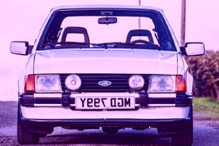 escort Dexcani Bajo