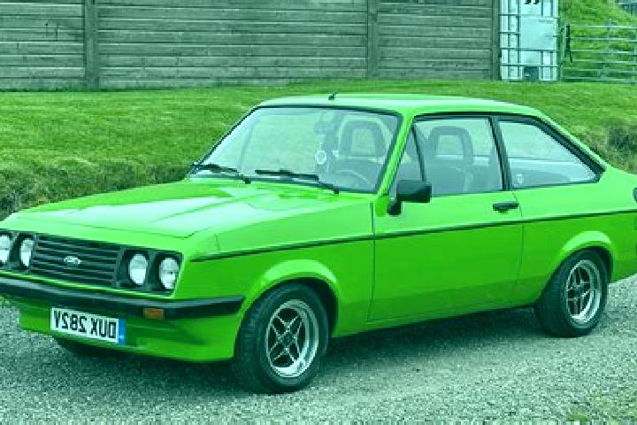 escort Dhobley