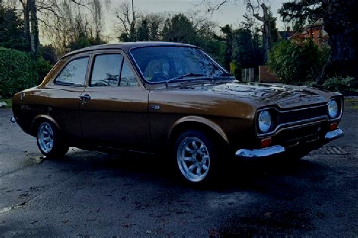 escort Ditchling