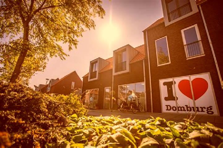 escort Domburg