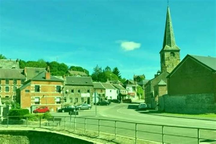 escort Dompierre-sur-Helpe