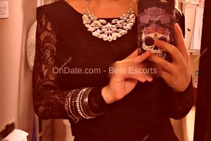 escort Downers Grove