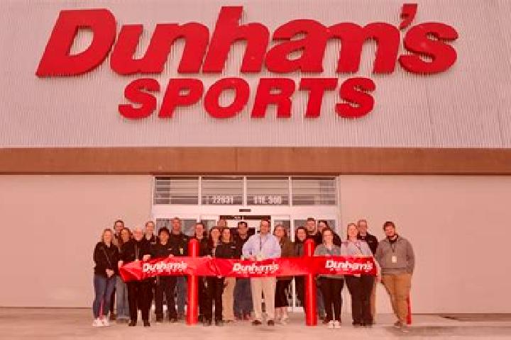 escort Dunham