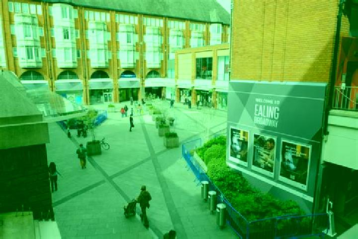 escort Ealing Broadway