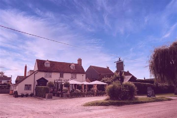 escort East Hanningfield