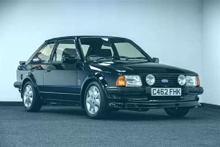 escort Eastry