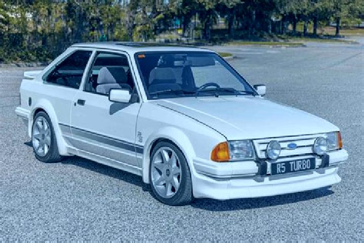 escort Eglinton