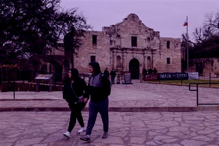 escort El Alamo