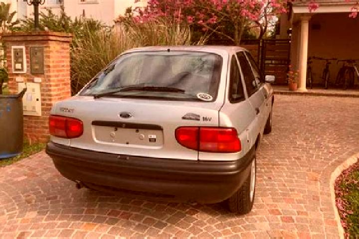 escort El Carino