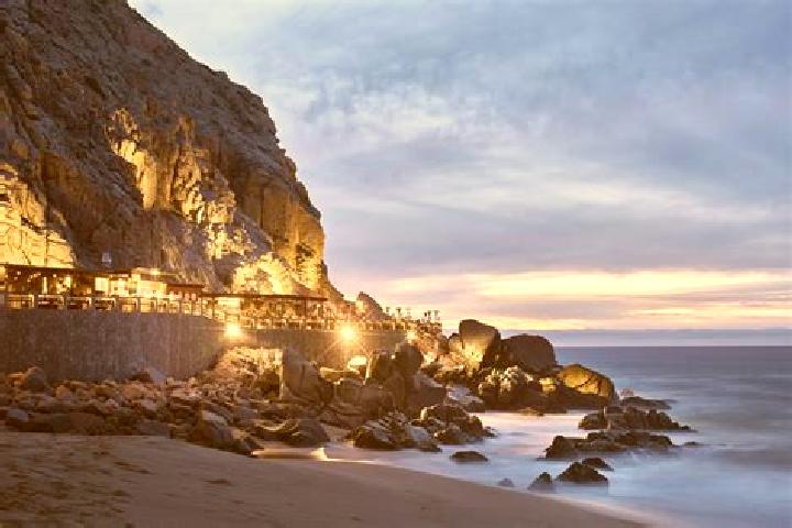 escort El Farallon