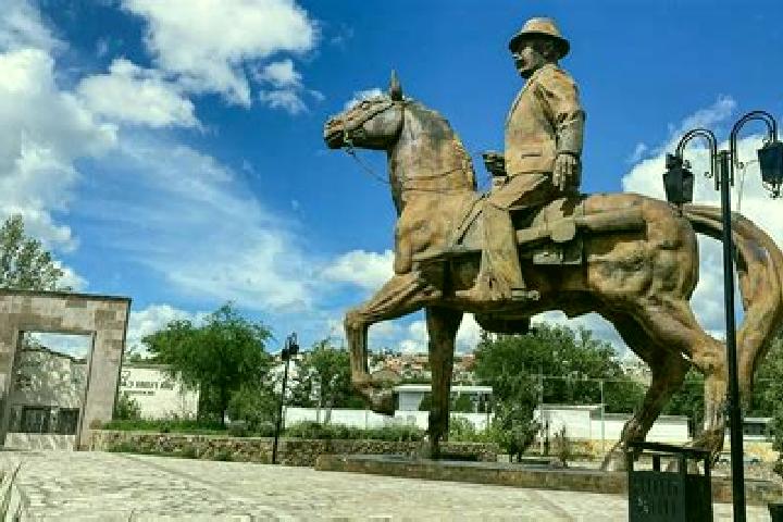 escort El Parral