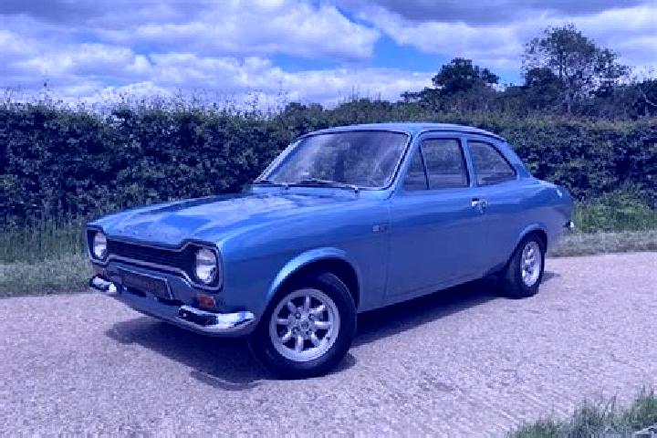 escort Embsay