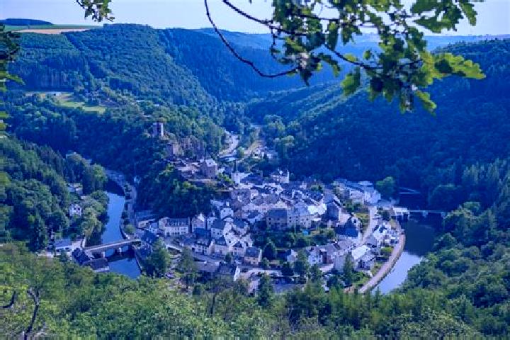 escort Esch-sur-Sure