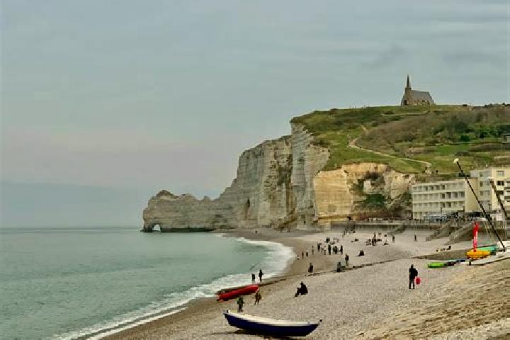 escort Etretat