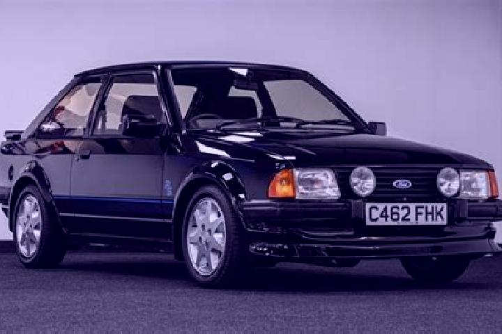 escort Evenley