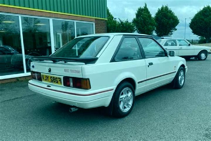 escort Failford