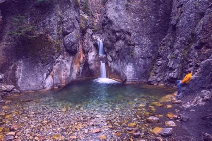 escort Falls Creek