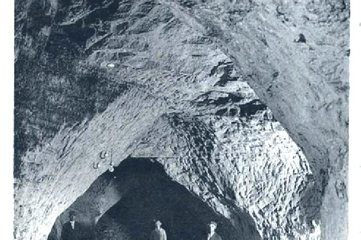 escort Folx-les-Caves