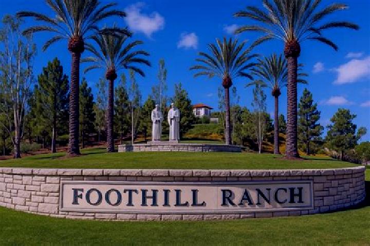 escort Foothill Ranch