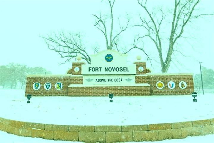 escort Fort Novosel
