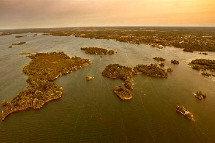 escort Gananoque