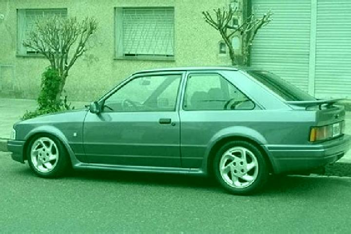 escort Gardesti