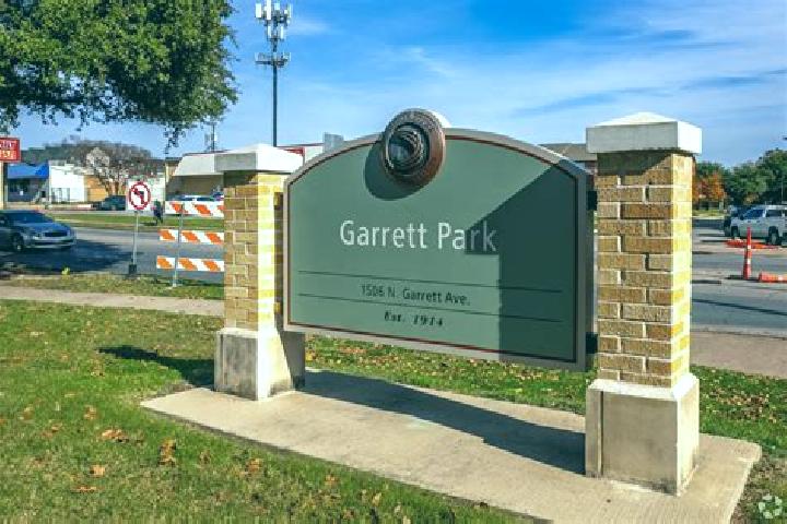 escort Garrett Park