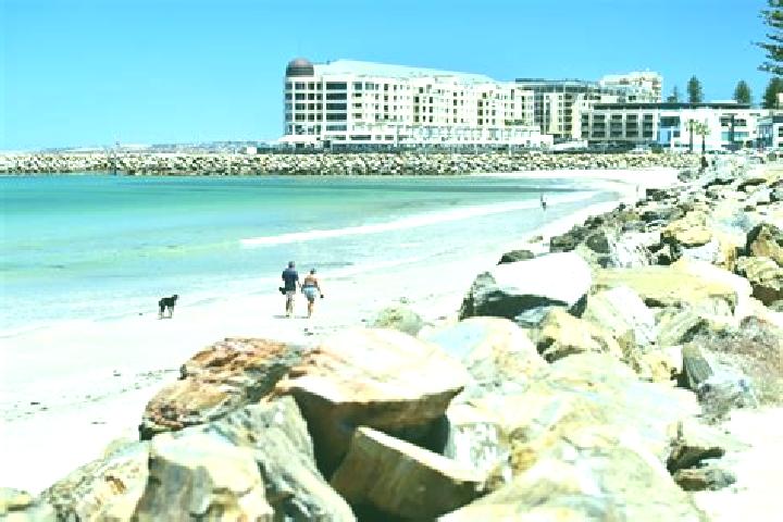 escort Glenelg North