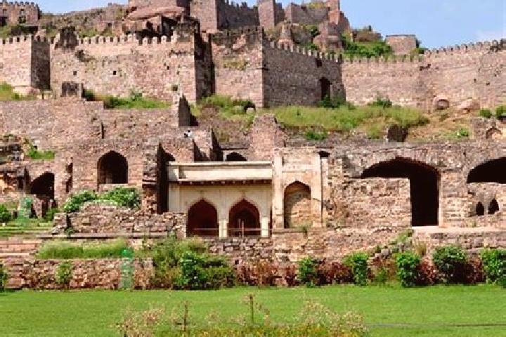 escort Golconda