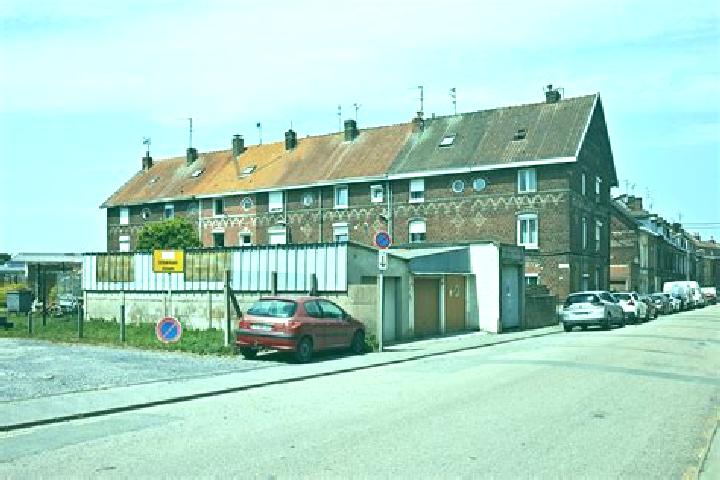 escort Gondecourt