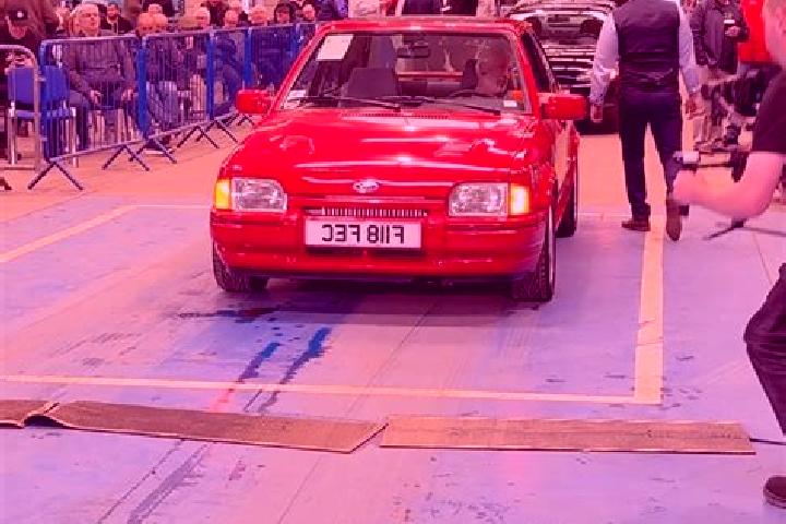 escort Great Offley