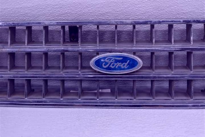 escort Grill