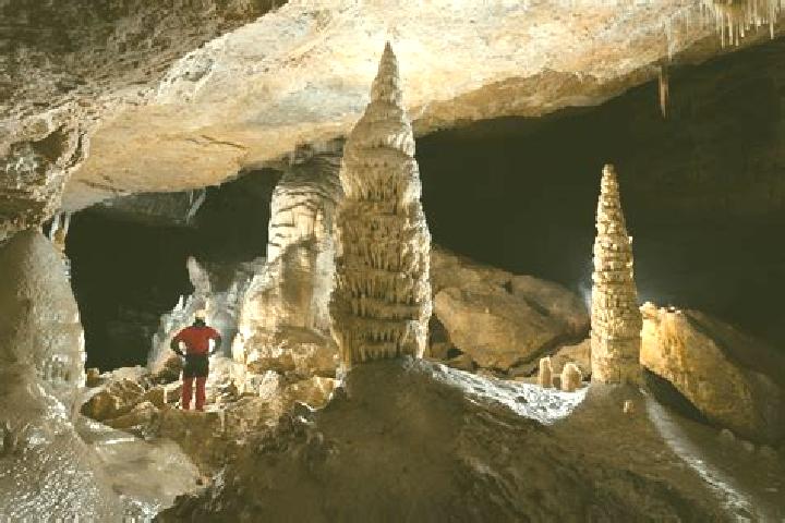 escort Grotte