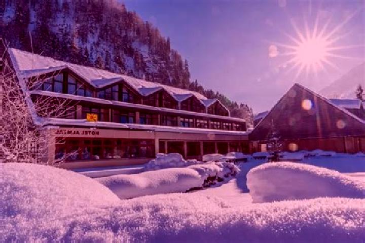 escort Gruenau im Almtal
