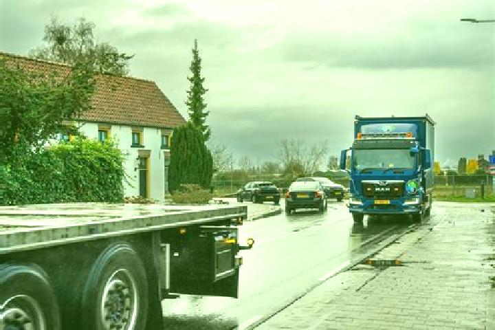 escort Haalderen