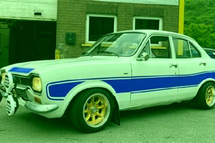 escort Haflong