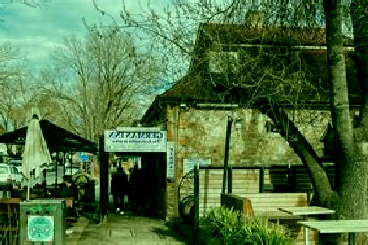 escort Hahndorf