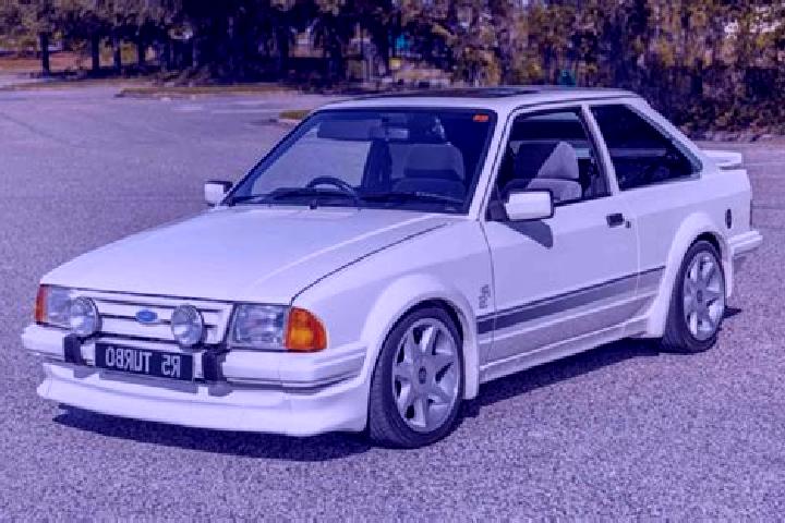 escort Halceni