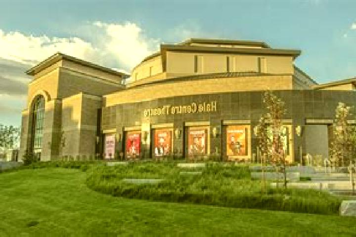 escort Hale Center