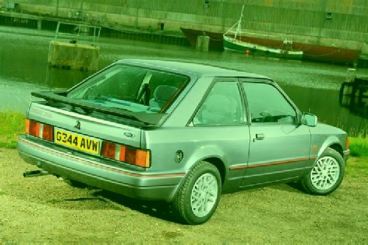 escort Halkyn
