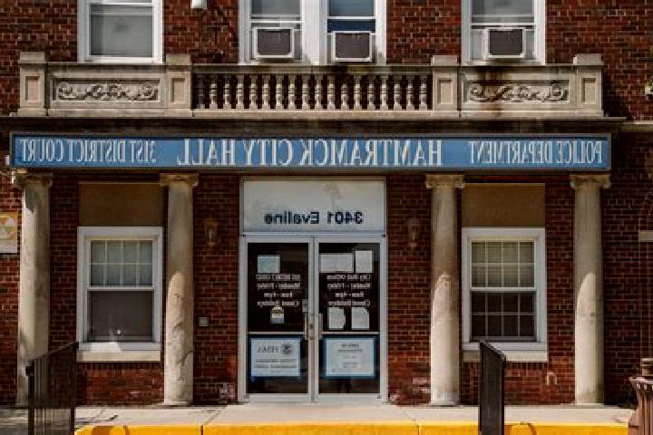 escort Hamtramck