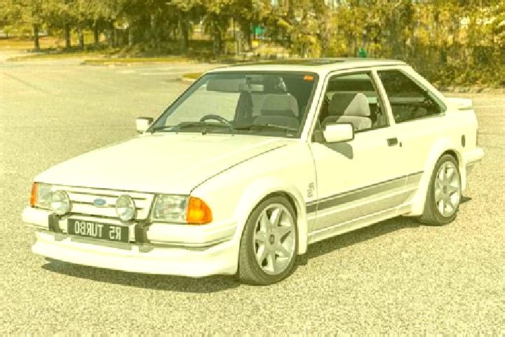 escort He eia