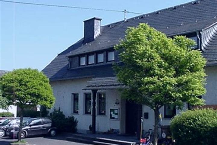 escort Hellenhahn-Schellenberg