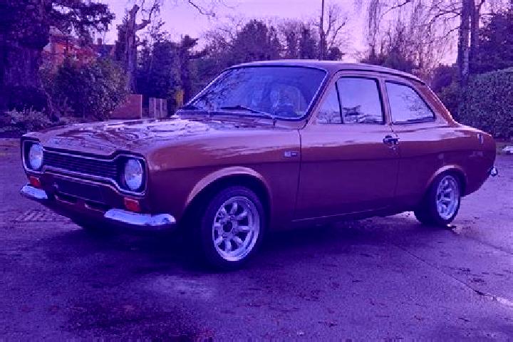 escort Helpston